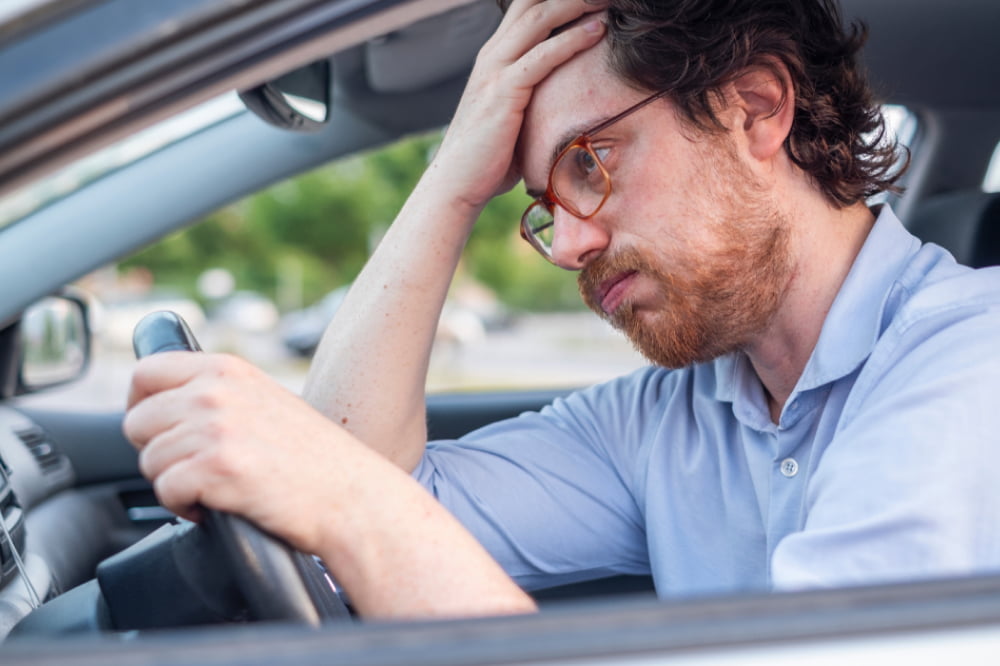 8 common driving mistakes to avoid at all costs